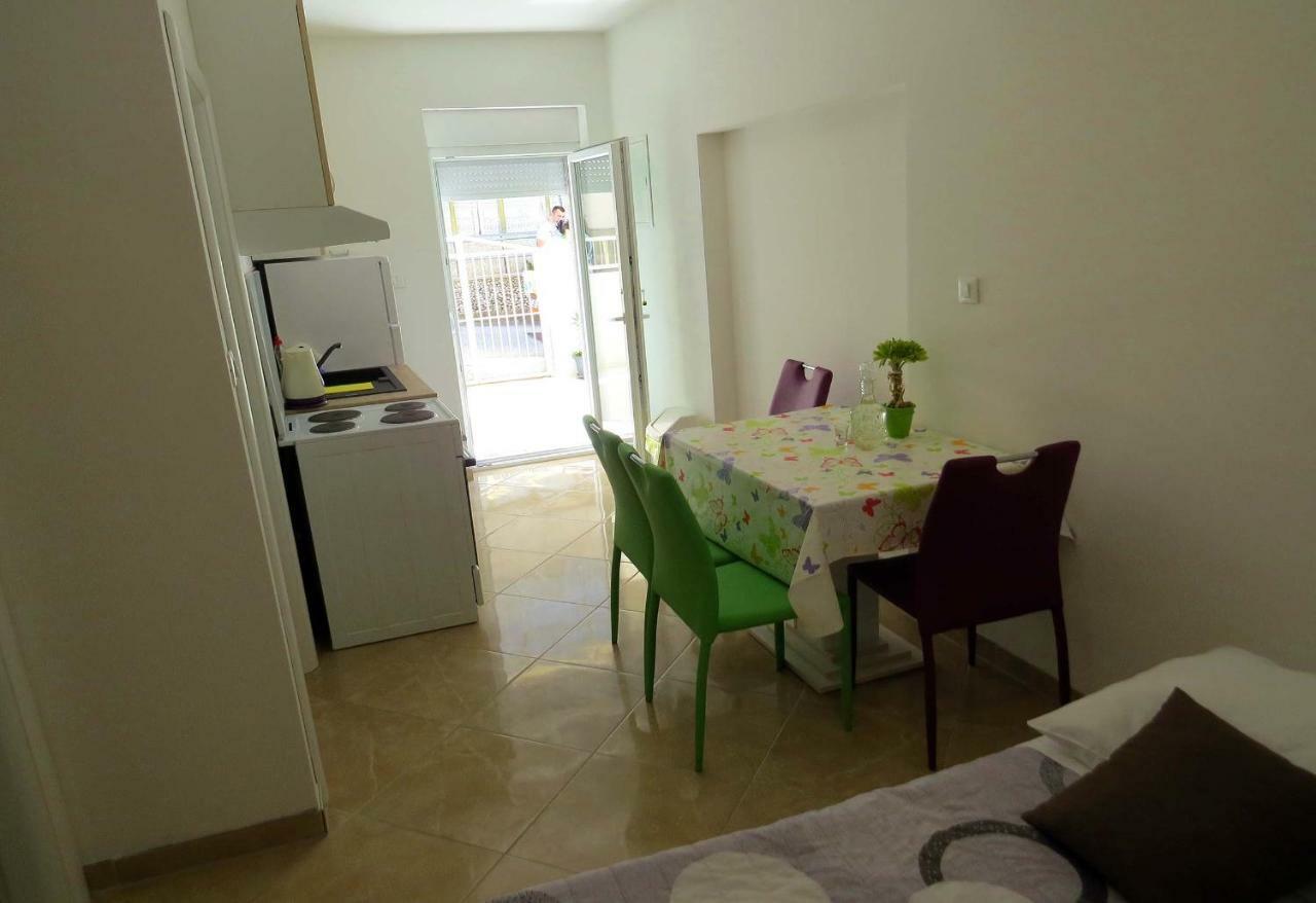 Apartman Jakir Baška Voda Exterior foto