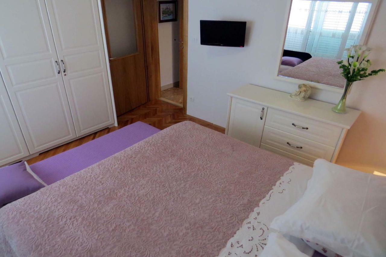 Apartman Jakir Baška Voda Exterior foto